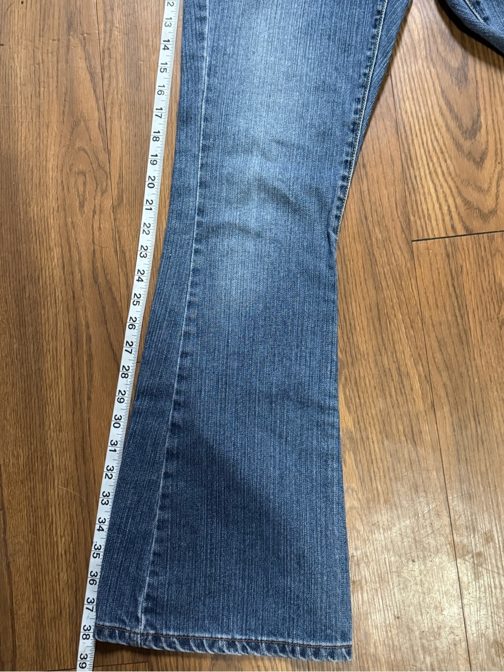 Levi's 519 Classic Blue Flare Boot Cut Jeans Y2K Casual School Weekend Vintage - Picture 11 of 11